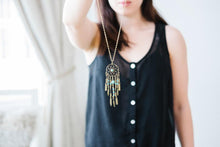 Cargar imagen en el visor de la galería, Dreamcatcher Pendant Necklace
